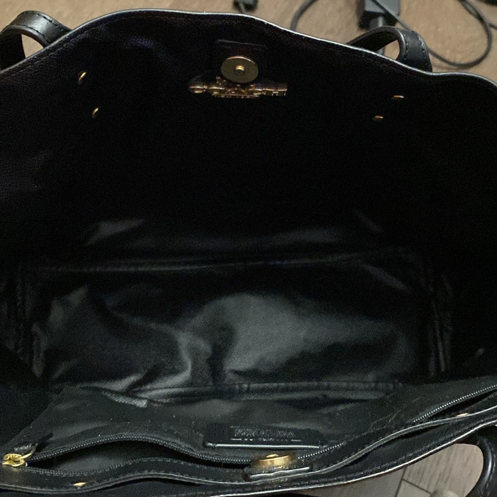 Coach Bag - Picture 3 of 4